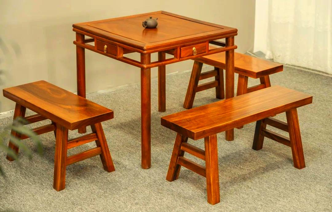 实木家具(实木家具甲醛多久可散发完)